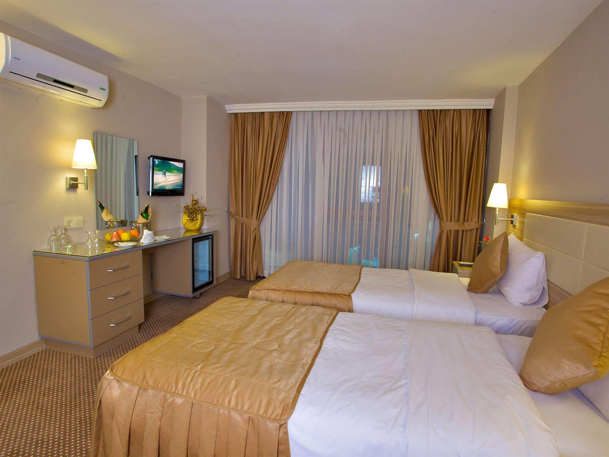 Hotel Grand Emin Istambul Exterior foto