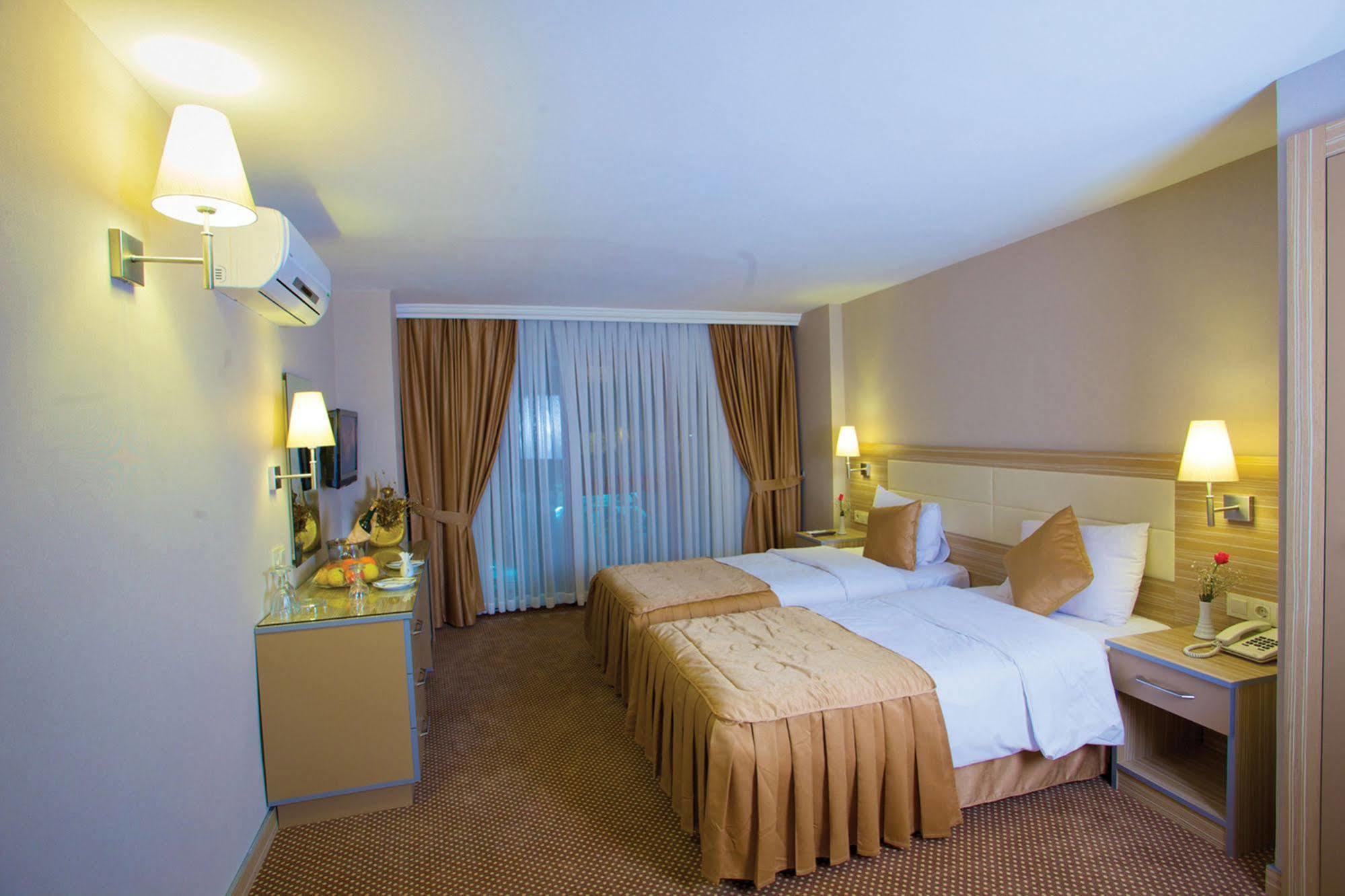 Hotel Grand Emin Istambul Exterior foto